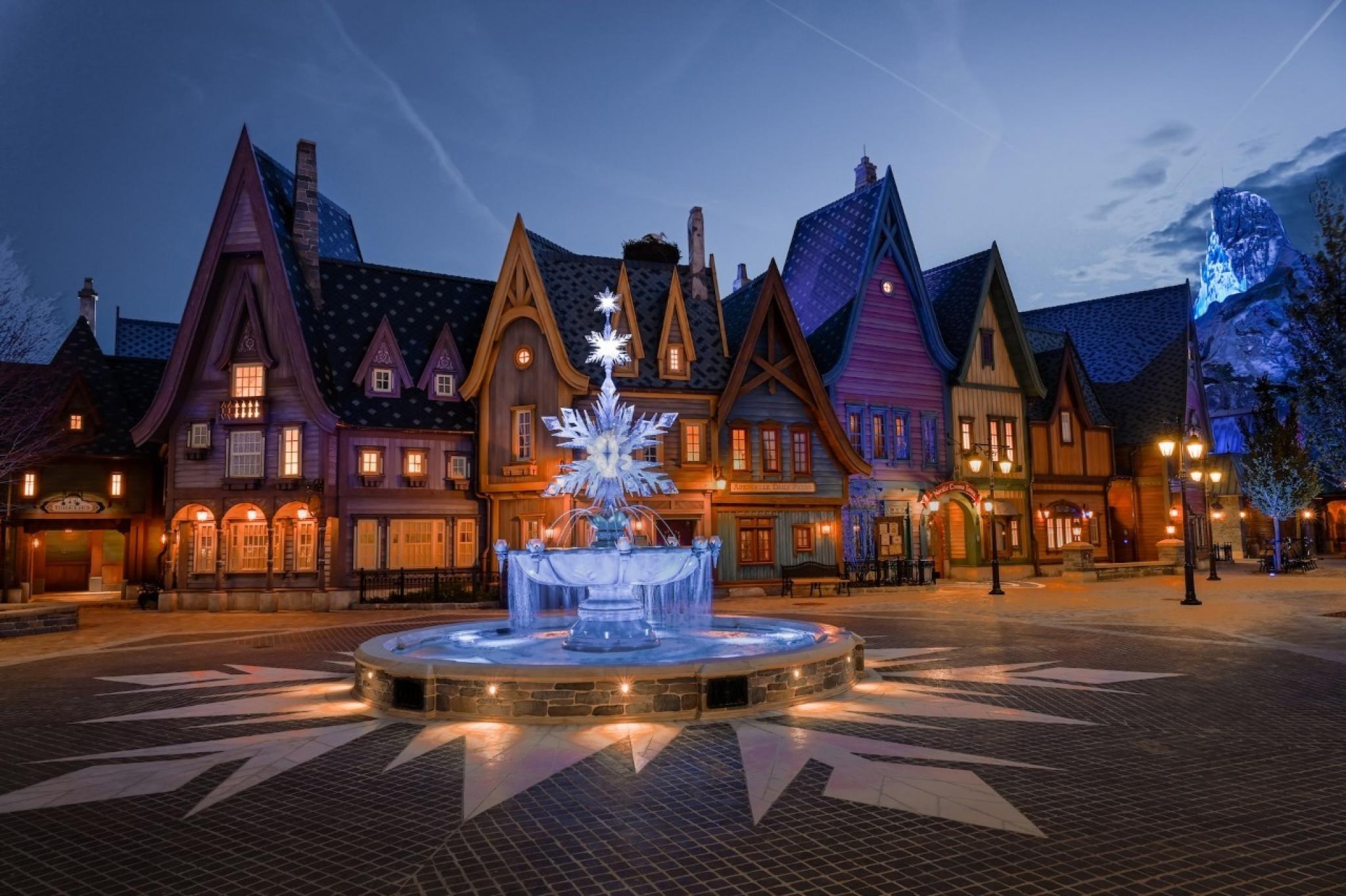 Disneyland Paris - World of Frozen